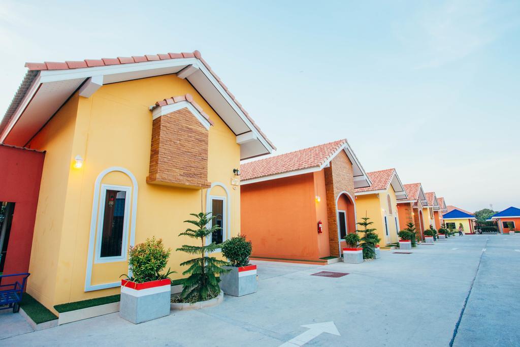 Windsor Resort Lopburi Exterior photo