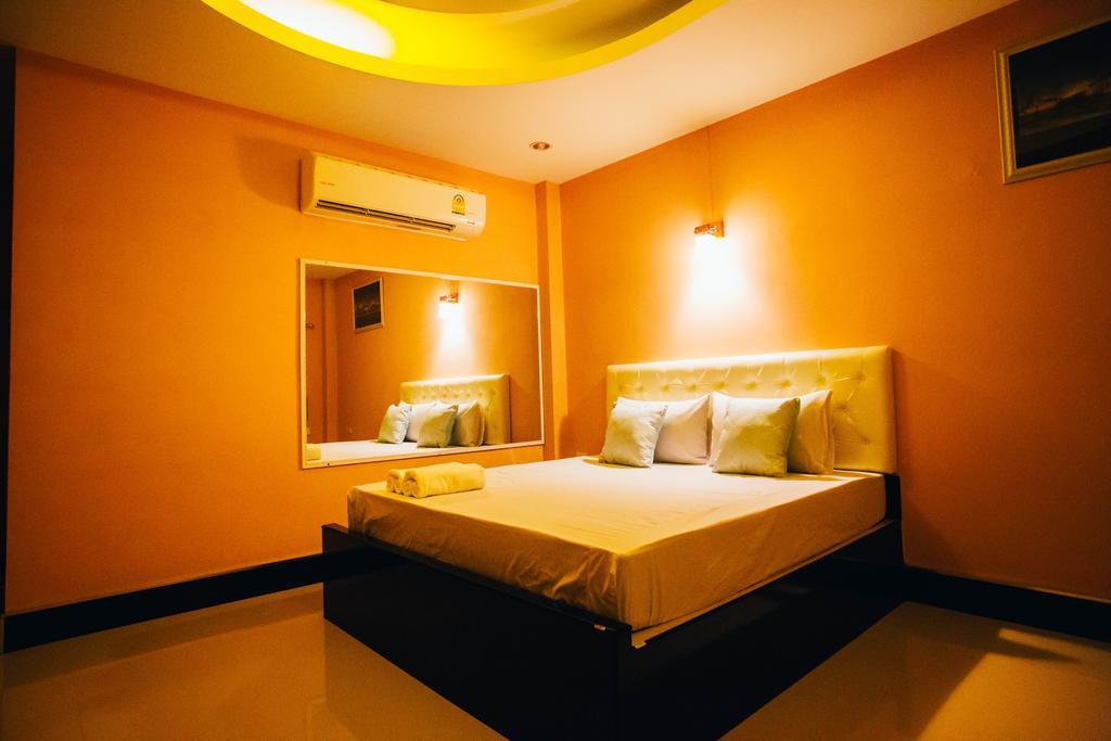 Windsor Resort Lopburi Exterior photo