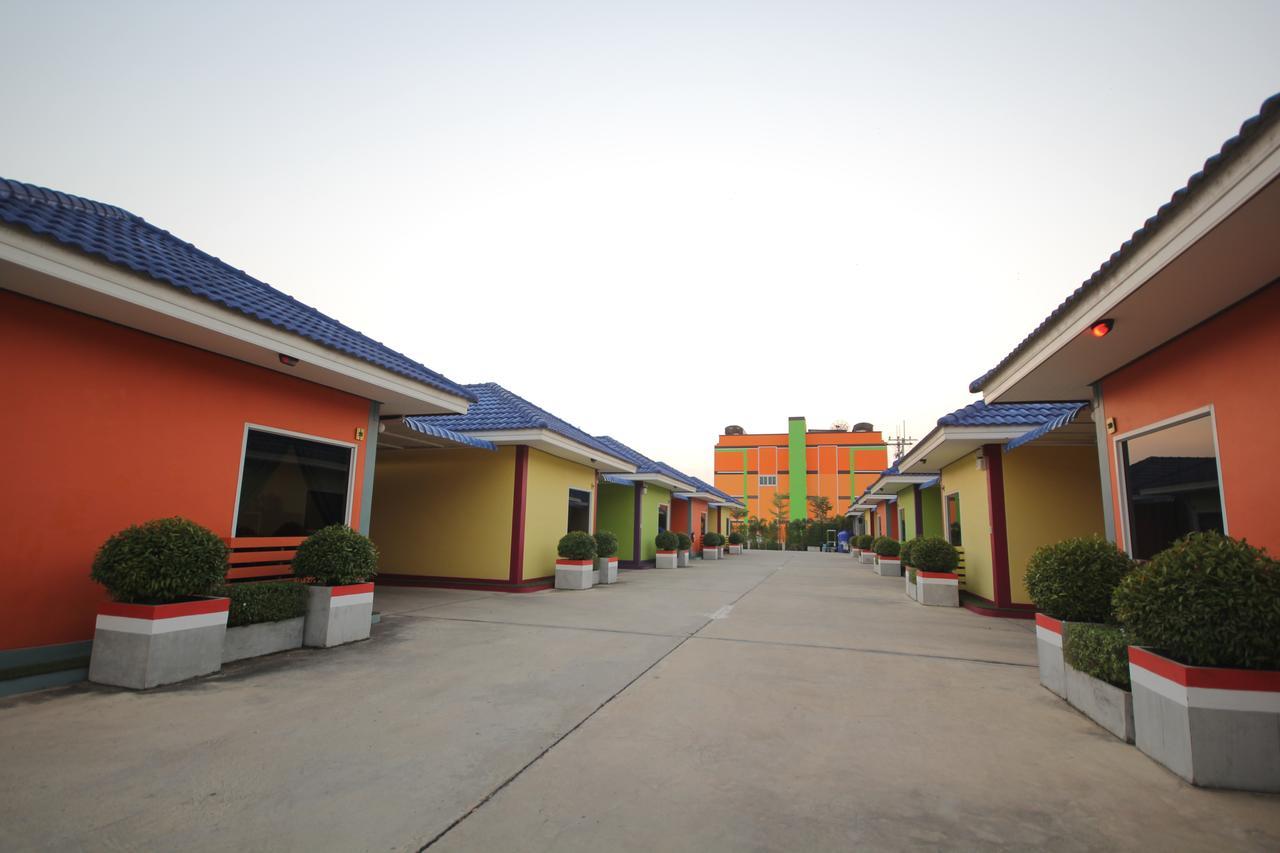 Windsor Resort Lopburi Exterior photo