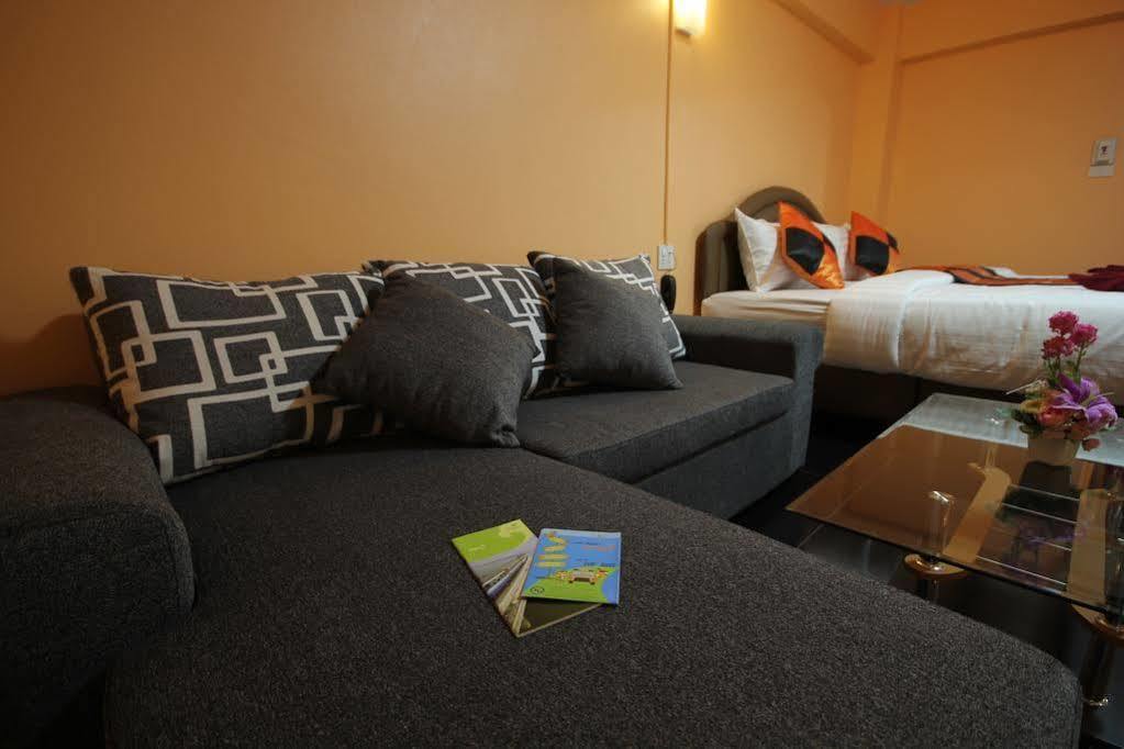 Windsor Resort Lopburi Exterior photo