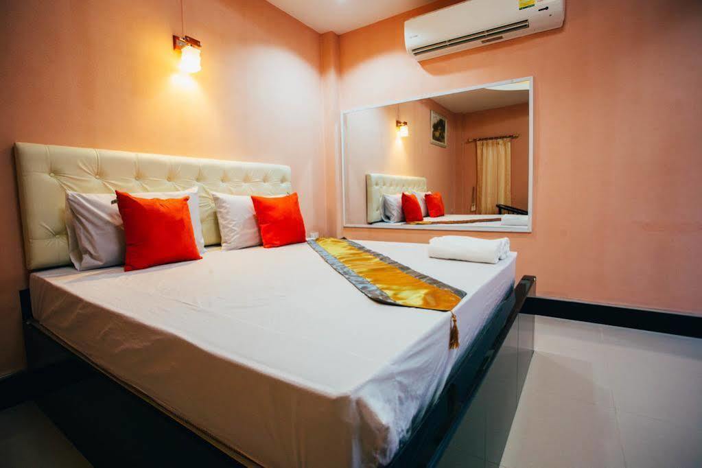 Windsor Resort Lopburi Exterior photo